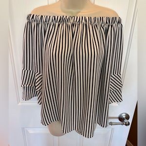 Off shoulder Summer top Navy & White Stripes Small CLEAN & Excellent condition!